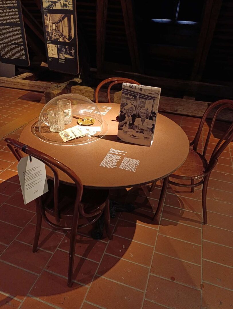 izlozba-gutljaj-proslosti (9)